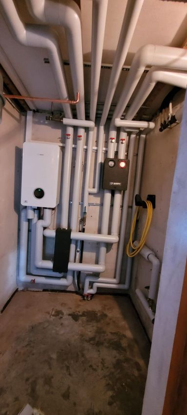 Verrohrung Wärmepumpe Innen